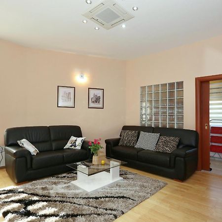Apartment Ksenija Задар Екстер'єр фото
